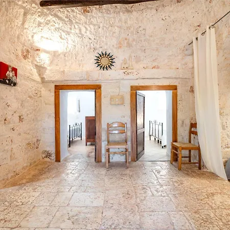 Trullo Nonno Vittorio Villa
