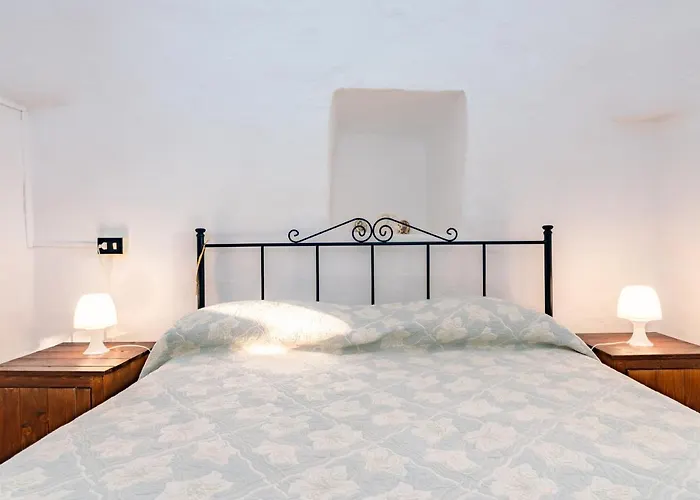 Villa Trullo Nonno Vittorio Latiano